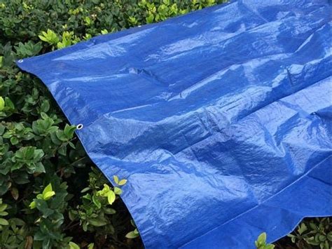 tarpaulin meaning.